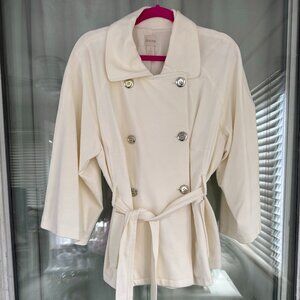Chicos Cream Trench Coat Size 3 Silver Buttons Belted Long Jacket BRAND NEW